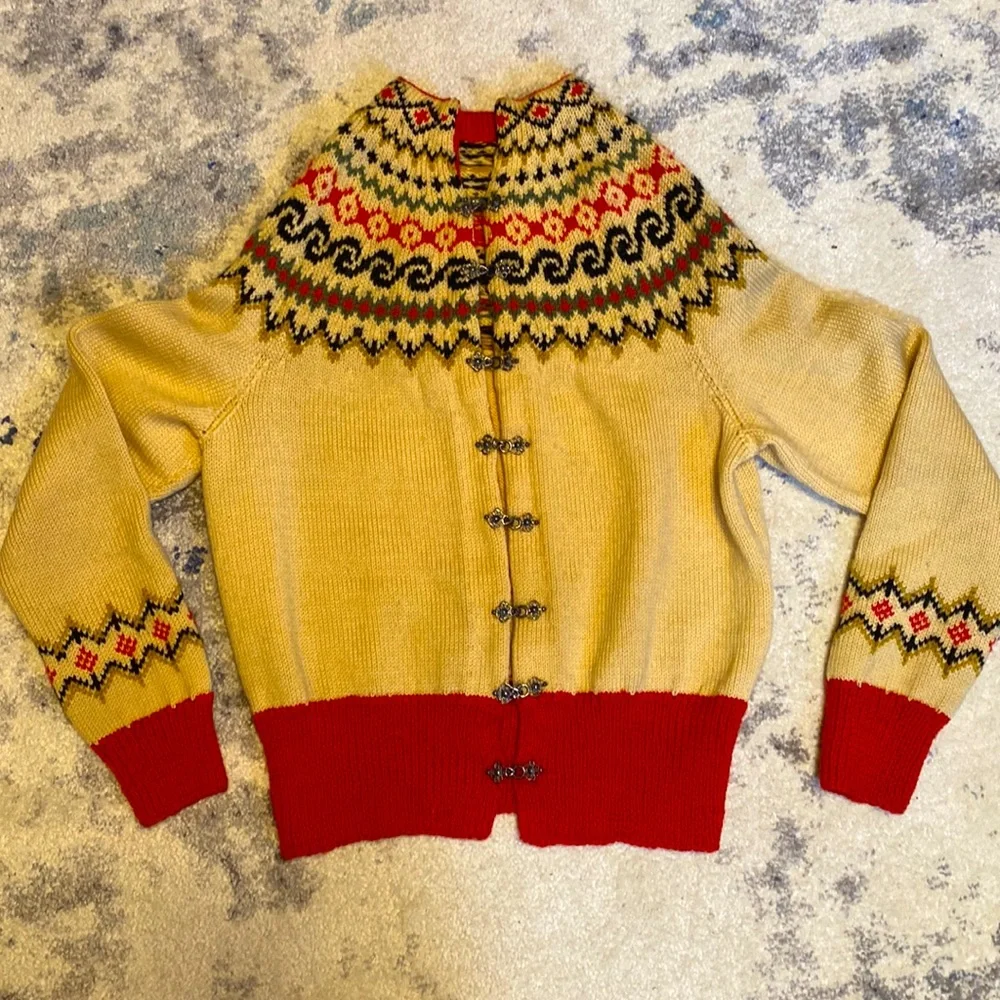 Handmade wool vintage sweater - Picture 1 of 8